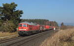 Der GAG 47347 mit der 232 589 bei Neudes. Der Stahlzug kommt aus Halle GbF und ist auf dem Weg nach Ostrava und wird jetzt wegen mehrerer Sperrungen im Elbtal über Hof Cheb geleitet. Aufgenommen am 05.03.2026
