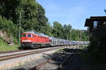 232 609 mit einem Autozug aus Hof kommend am 18. Juni 2026 bei der Einfahrt in Windischeschenbach.
