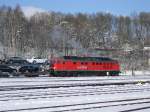 232 413-5 bei der Ausfahrt in Marktredwitz, am 28.01.11