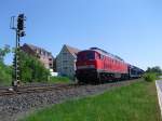 232 252-7 steht am 26.05.11 in Neusorg und wartet auf die Weiterfahrt Richtung Nrnberg.