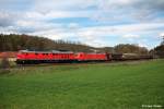 DB 232 252-7 vor DB 185 388-6 mit Umleiter Regensburg Ost - Nrnberg, KBS 870 Schwandorf - Nrnberg, fotografiert in Etzelwang am 25.04.2012