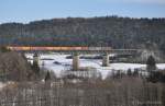 Unbekannte 232 mit Containerzug am 02.02.2012 auf der Deininger Talbrcke.
