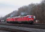 232 330 und 232 262 sind hier am 08.01.14 bei der Ausfahrt in Marktredwitz zusehen.