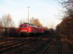 232 384 und 232 634 mit einem Schotterzug in Sulzbach-Rosenberg (16.11.2006)