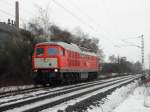 232 905-0  Ludmilla  fhrt Solo durch Bottrop am 6.1.11.ffentlich zugnglich durch einen Wanderweg