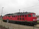 Am 26.05.07 wartet 232 571-0 auf Bahnsteig 3 in Wismar auf neue Aufgaben.
<a href= http://staedte.kaposo.de  target= _blank ><img src= http://www.Bahnbilder.de/counter/counter_new.php?key=228402164  alt= Städte auf Kaposo  title= Städte auf Kaposo  border= 0  /></a>