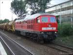 232 255-0 durchfhrt mit einem vollen Schotterzug den Bochumer Hbf richtung Bochum Langendreer.