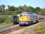 232 850 der EKO ist mit einem Sonderzug aus Cottbus anlssich des Winzerfestes in Freyburg(Unstrut)auf der Unstrutbahn zu Gast.