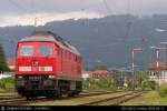 232 424-2 wartet in Lindau auf Ihren Gterzug aus sterreich - im Hintergrund das Pfndermassiv - 12.06.2004