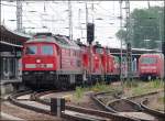 Mini-Lokzug - 232 443-2 zieht 362 900-3 & 363 218-9 in Richtung Rostock.  (Stralsund am 24.06.06) 