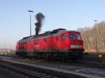 232 527 ist am 12.03.14 beim starten in Marktredwitz zusehen.