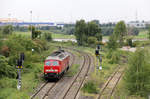 232 230 kommt Lz von HKM und erreicht soeben den Güterbahnhof Duisburg-Hochfeld Süd.