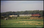 132466 mit dem D 463 nach Frankfurt an der Oder am 5.10.1991 um 9.48 Uhr bei Jeserig.