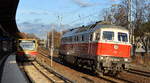 DB Cargo Deutschland AG mit  232 484-6   (92 80 1232 484-6 D-DB) bei der Vorbeifahrt S-Bhf. Berlin-Buch am 03.12.18