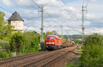 Mit EZ 51642 (planmäßige E-Lok Leistung) verließ 232 571 am 12.05.2022 den Startbahnhof Saalfeld gen Halle.