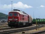 232 689 mit einem Gterzug am 8.7.2008 in Schwandorf.