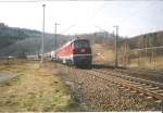 232 051-3 mit ihrem tglichen Gterzug Richtung Nordhausen.