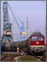 232 004-2 bei Rangierarbeiten im Nordhafen Stralsund. am 11.01.09 