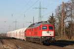 Die 232 905 zog am 6.2.12 einen kurzen Kalkzug durch Ratingen-Lintorf.