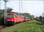 232 612-2 verlsst mit TEC45501 die Insel Rgen.  (Stralsund- Rgendamm am 18.10.06)