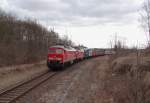 232 384 und 232 347 zusehen mit einem Elbtalumleiter am 15.03.14 in Plauen-West.