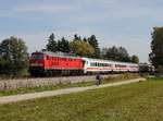 Die 232 240 mit einem Umgeleiteten EC am 20.10.2013 unterwegs bei Weidenbach.