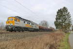 V300.18 der SGL mit kurzem Bauzug auf dem Weg von Münster zu dem Schotterwerk in Recklinghausen-Süd am 21.2.19 in Sythen