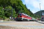 BR 132 004-3 in Oberhof mit dem Sonderzug von Leipzig nach Meiningen zu den XVIII Dampfloktagen am 01.09.2012 