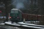 Erneut war heute ein Exot auf der Rbelandbahn. Diesmal wurde die W 232.07 der KEG ausgeliehen. Leider erwischte ich die Maschine erst mit dem 17.00 Uhr Zug in Rbeland. Das Wetter war alles andere als fotofreundlich; Rbeland, 11.02.2007, 17.03 Uhr