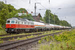 232 105 (ziehend) & 232 079 (schiebend) mit Gaskesseln (2200t) von Stendell nach Seddin über Stralsund. Aufgenommen in Miltzow am 28.05.2022.
