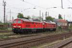232 703-9 und 232 254-3 in Magdeburg-Rothensee.