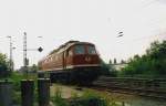 Im September 1998 konnte ich im Bhf.-Chemnitz Siegmar die BR 232 471-3 noch im alten DR-Farbkleid beim rangieren auf das ehemalige Rangiergleis, welches unter der Autobahn A4 hindurchging,