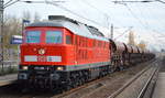 DB Cargo Deutschland AG mit  233 285-6  (9280 1 233 285-6 D-DB) mit Ganzzug Schüttgutwagen am 08.11.18 Bf. Berlin-Hohenschönhausen.