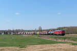 DB 233 112 mit EZ 52190 nach Leipzig-Engelsdorf am 27.04.2021 in Großstöbnitz.