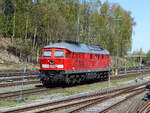 DB Cargo Ludmilla, 233 321-9 ( 9280 1233 321-9 D-DB ) wartet in Marktredwitz am 26.4.2026 auf Arbeit.