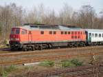 Die BR233 217-9 mit Englischen Soldaten und Panzern abgestellt im Bahnhof von Munster.