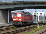 233 588-3 als Lz durch Regensburg Hbf, 9.5.2009