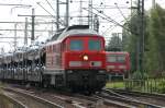 Russischer Grodiesel mit Mnchner Kleinwagen: 233 112 am 28.08.09 im Hamburg-Harburg