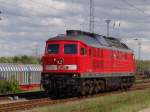 Die 233 636-0 kurz vor der Einfahrt ins Kombiwerk Rostock-Seehafen.Aufgenommen am Hp Rostock-Tiotenwinkel.(18.05.05)