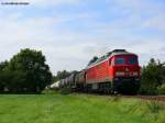 233 511-5 mit einem Kesselwagenzug richtung Burghausen kurz vor Heiligenstatt, 08.09.2010