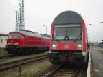 16.11.02 Cottbus   233521 und Dosto Steuerwagen als RE nach Frankfurt (Oder) vorne...