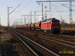 BR 233 696-4 am Hp Dierkow in Rostock macht sich auf den Weg Richtung Stralsund.