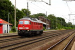 Am 16.06.2016 kam die 233 233-6 von DB Schenker aus Richtung Magdeburg nach Niederndodeleben und fuhr weiter in Richtung Braunschweig .