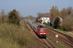 234 468 mit IC 119 in Laupheim (West) (12.04.2007)