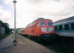 234 549-4 verlt im Schub den Bahnhof Nossen. Hier im September 1999 mit RE17064 Dresden Hbf - Leipzig Hbf. (eingescannt)