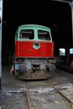 142 001 am 12.09.09 im ehemaligen BW Falkenberg oberer Bahnhof.  Die Sammlung ist nur an wenigen Wochenenden im Jahr zugnglich, hier soll aber in naher Zukunft ein Eisenbahnmuseum entstehen.