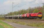 DE677 & DE13 der HGK mit dem Wasserglaszug in Kln Stammheim am 13.04.2012