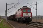 Mit einem gemischten Gterzug rollt 241 338 am 15.04.2012 nach Riesa (bei Bornitz)