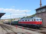 WFL 232 333-5 mit dem DPE 20161 aus Berlin-Schöneweide, am 01.09.2018 zu den XXIV. Meininger Dampfloktagen im Bahnhof Meiningen.