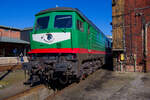 241 338 der Triangula (ex SBW) bei besten Wetter im S�chsischen Eisenbahnmuseum Chemnitz-Hilbersdorf, 12.03.2022